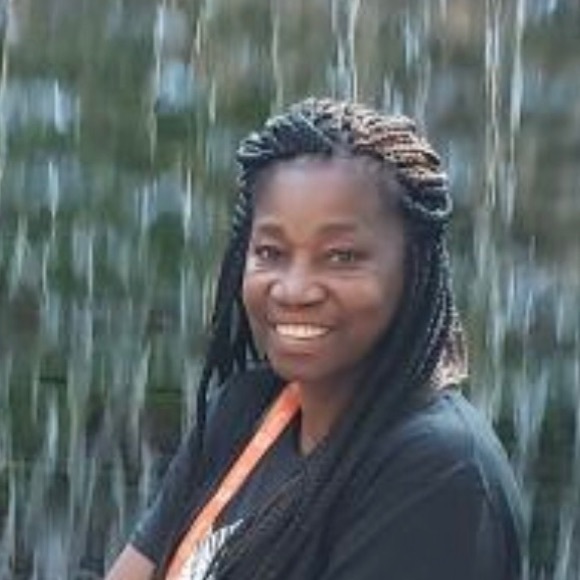 Meet your Posher, Vicky - Picture 1 of 1